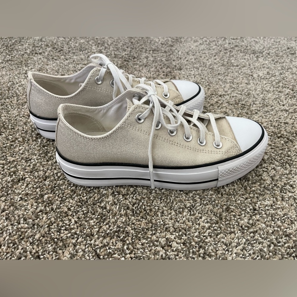 Women’s Converse Chuck Taylor All Star Metallic Low Top Platform Sneakers Sz 9 - Picture 4 of 11